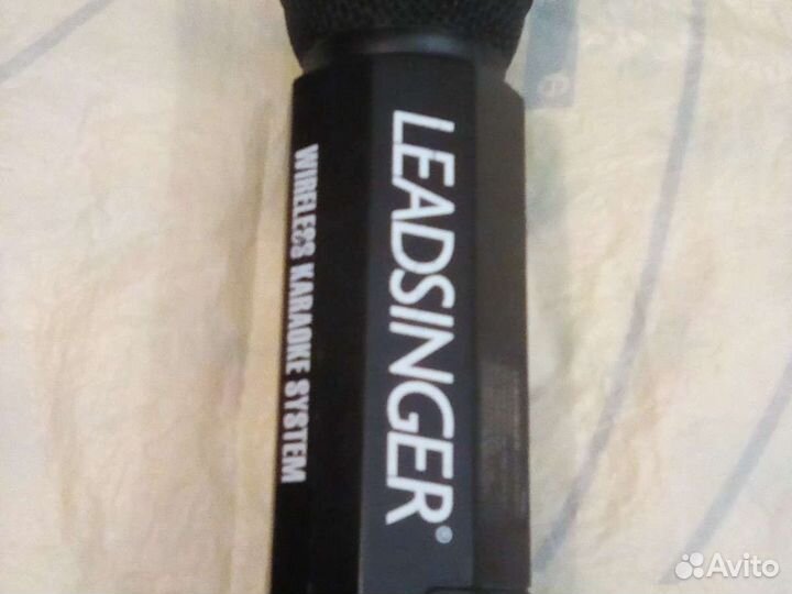 Микрофон для караоке Leadsinger