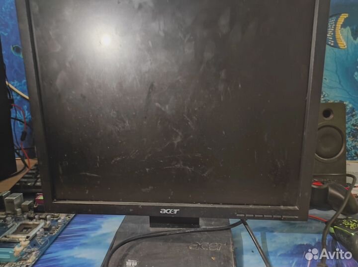 Продаю монитор acer