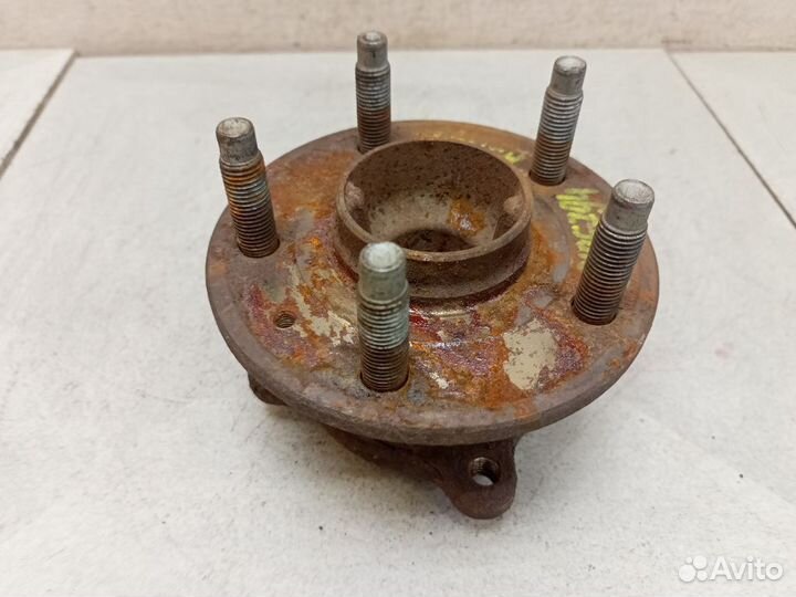 Ступица задняя 13577406 Опель