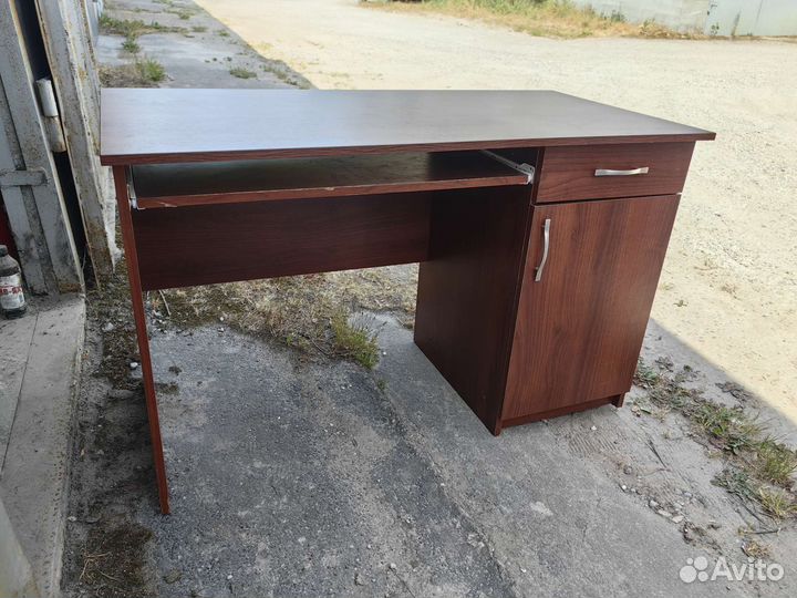 Письменный стол бу