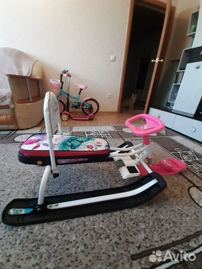 Снегокат для девочки