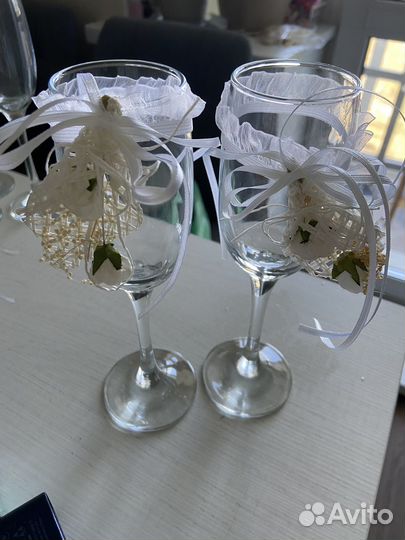 Свадебные салфетницы и украшения для бокалов