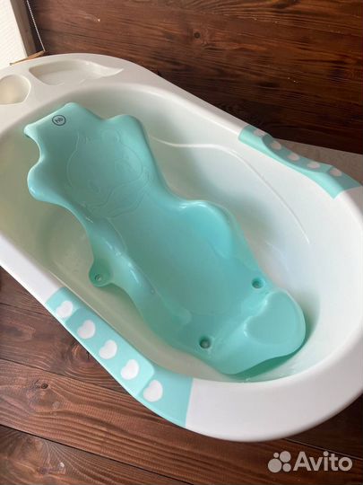 Ванночка для купания с горкой
