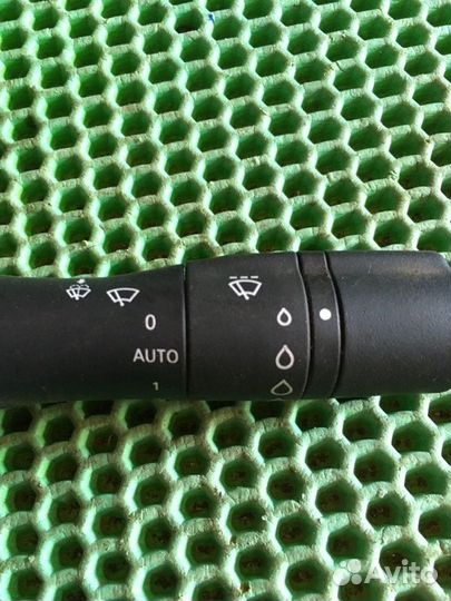 Подрулевой переключатель Renault Fluence