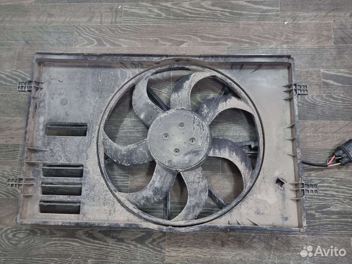 Вентилятор радиатора Volkswagen Tiguan Octavia A7