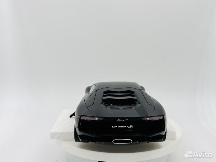 1/18 Autoart Lamborghini Aventador LP700-4 black