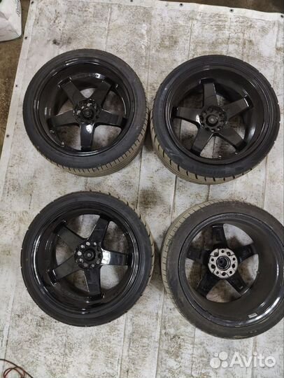 Комлект колес Nismo LM GT4 R18