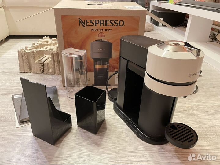 DeLonghi Vertuo Next кофемашина