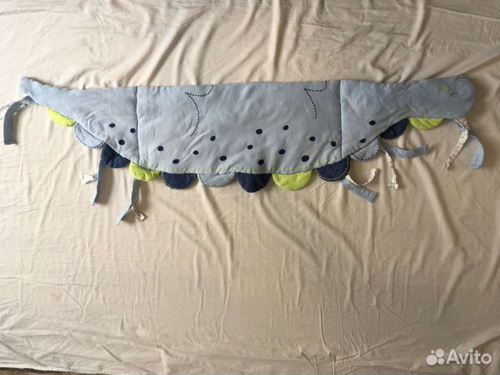 Детское одеяло и бортик на кровать