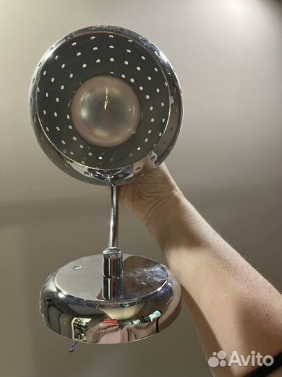 Светильники (3 штуки)