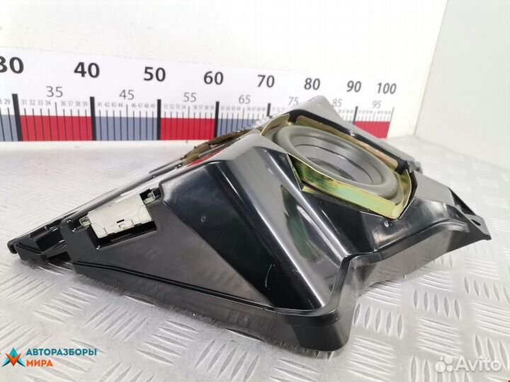 Усилитель музыкальный Maserati Quattroporte 5 2006