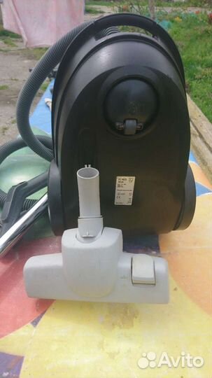 Пылесос Philips с многоразовым мешком