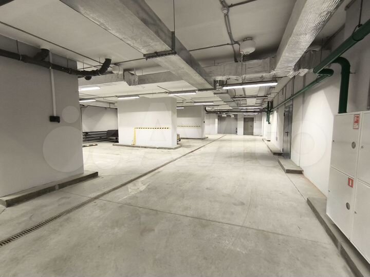 Машиноместо, 13 м²