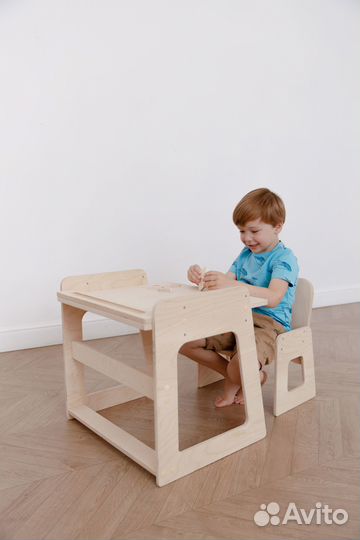Детский стол и стульчик растущий