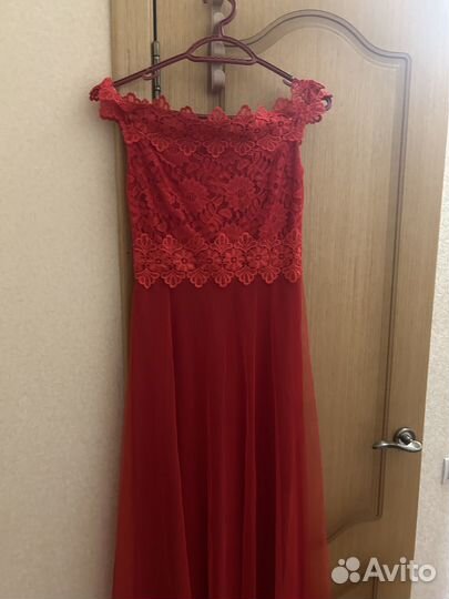 Вечернее платье 42 44 красное