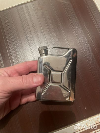 Фляжка - канистра