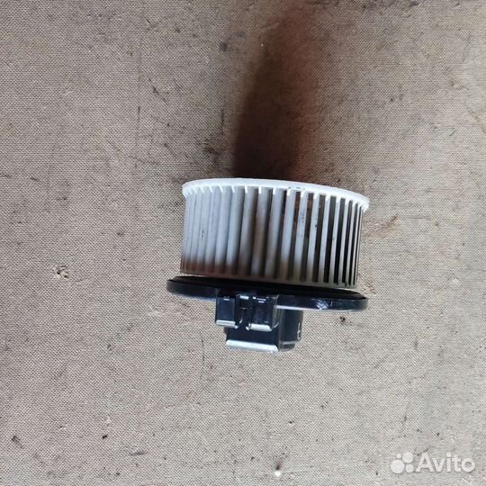 Мотор печки Мазда 6 GH