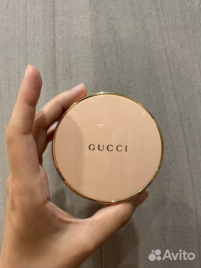 Пудра Gucci 01