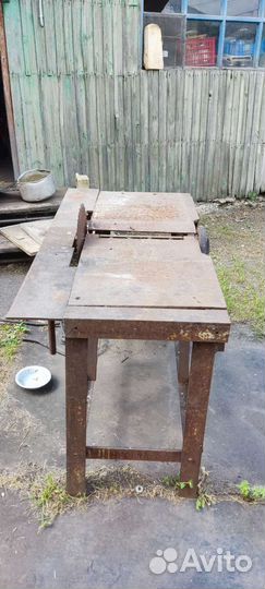 Циркулярная пила с фуганком