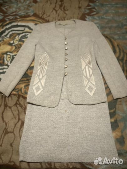 Костюм женский