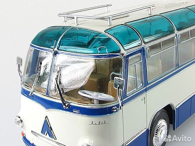 Лаз-695Б туристический 