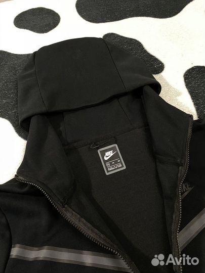 Nike tech fleece