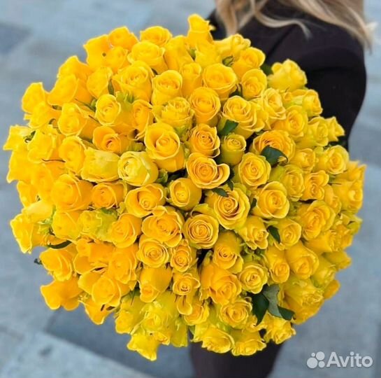 Кустовые розы 101 метровые гортензии букеты