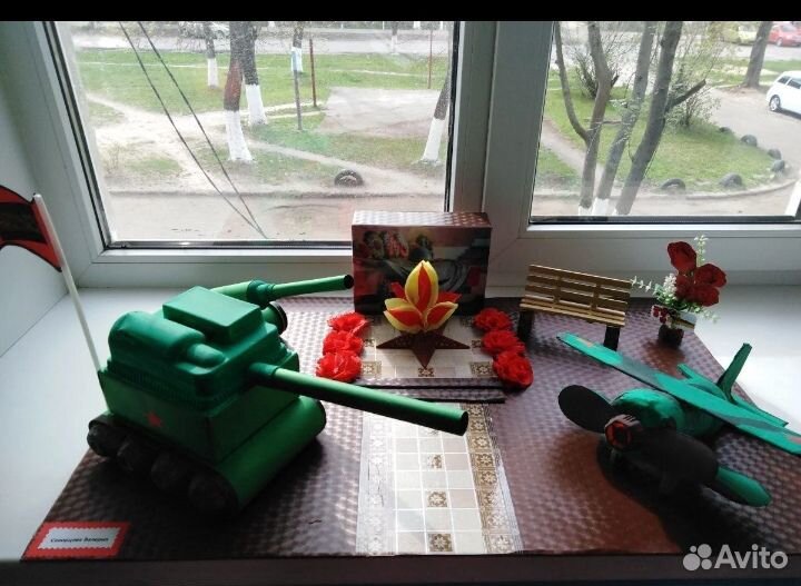 Поделки и макеты для садика и школы