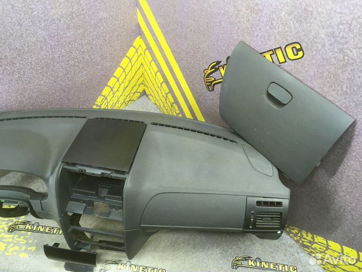 Торпедо Крышка Накладка на приборную панель Альбеа