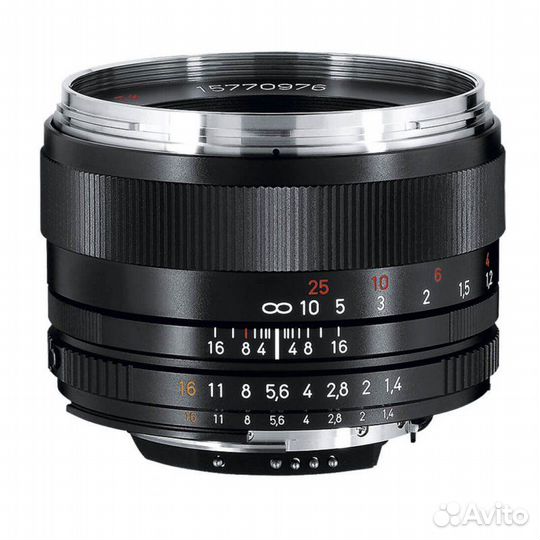 Объектив Zeiss Planar T* 1.4/50 ZF.2