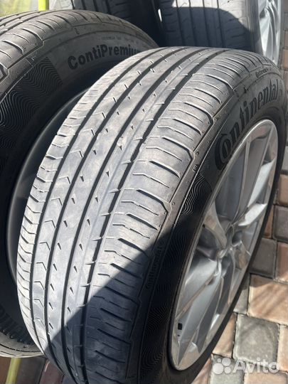 Continental ContiPremiumContact 5 215/55 R17