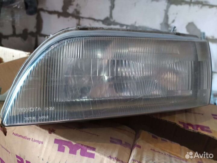 Фара toyota corolla