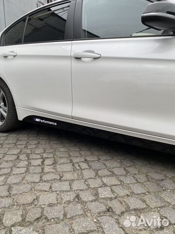 Наклейка на пороги BMW MPerfomans