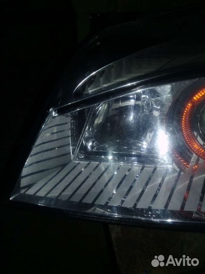 Фара Geely mk cross