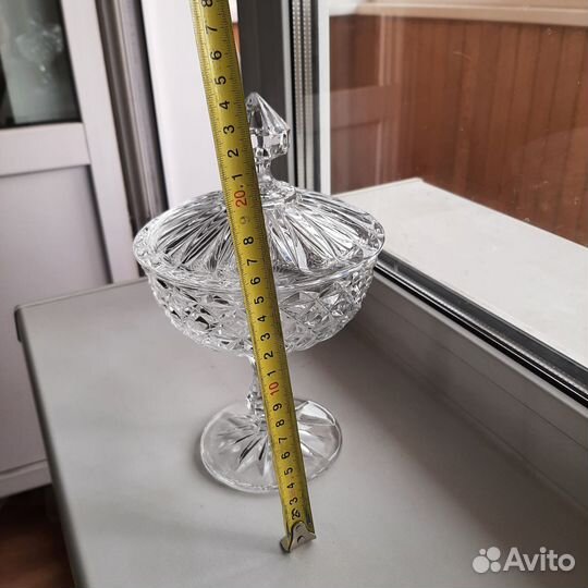 Вазы хрустальные