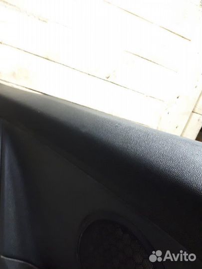 Обшивка салона левая Opel Astra H 2004-2014