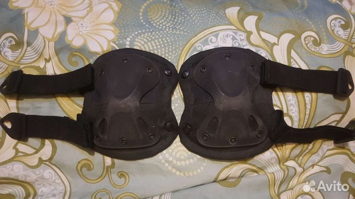 Наколенники защитные тактические