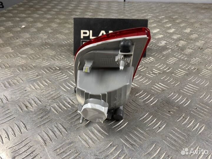 Фонарь противотуманный задний правый Toyota Land