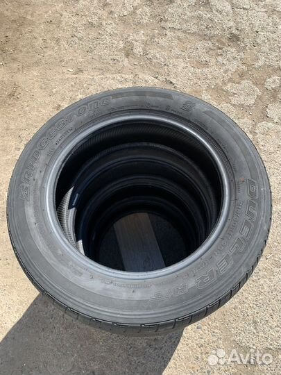 Bridgestone Dueler H/T 843 215/60 R17 96H