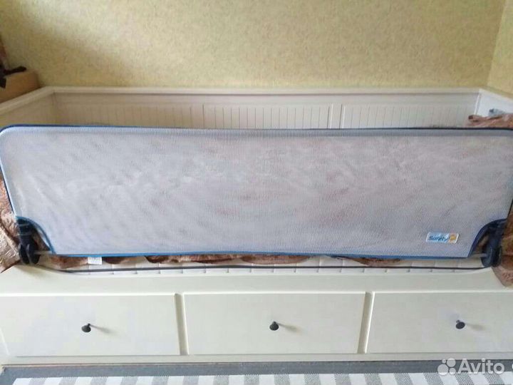 Защитный барьер для кровати