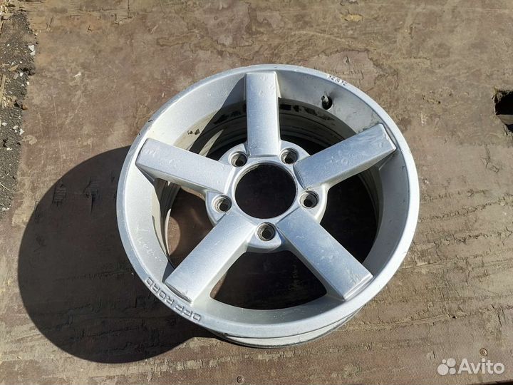 Продам литой диск r15