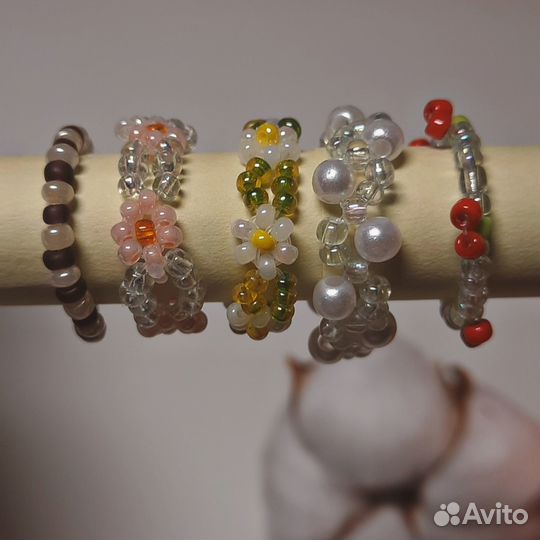 Украшения из бисера ручной работы