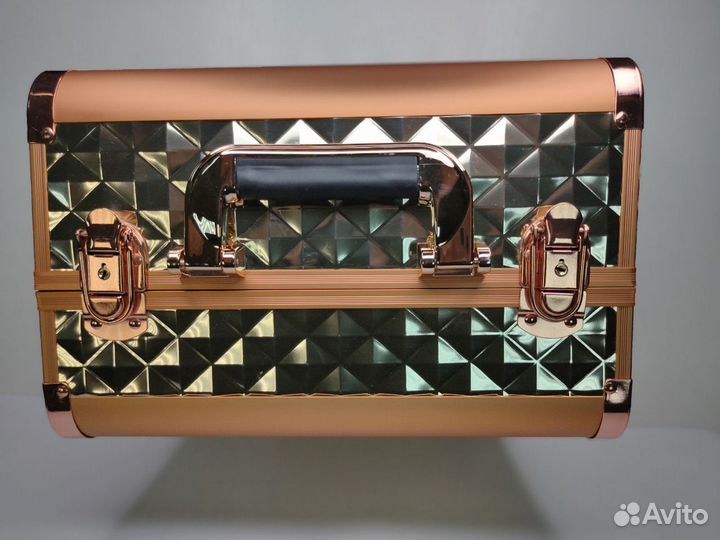 Бьюти кейс золотой ромб