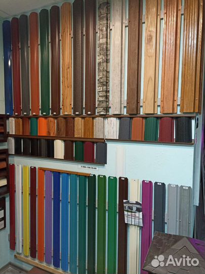 Забор из металлического штакетника