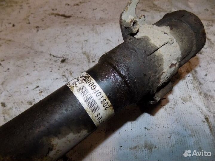 Амортизатор передний правый Impreza (G12) 2007-201