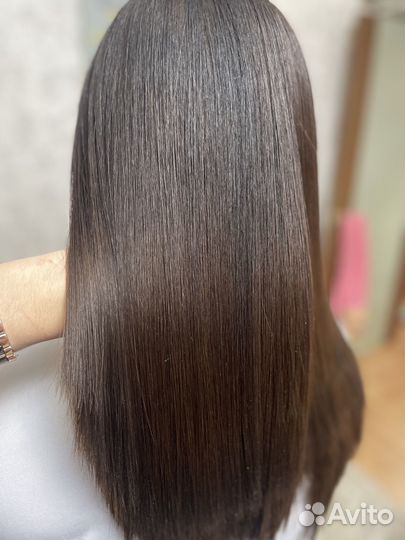 Кератиновое выпрямление волос