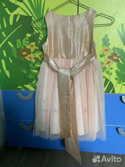 Платье праздничное