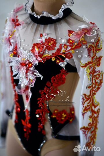 Купальник для художественной гимнастики