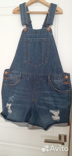 Комбинезон джинсовый