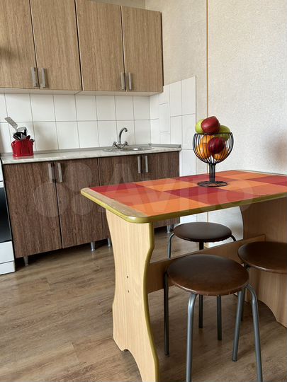 2-к. квартира, 43 м², 10/10 эт.